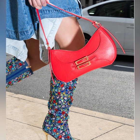 AKIRA Label Ortiz Stunning Red Shoulder Bag NWT! - Picture 1 of 14